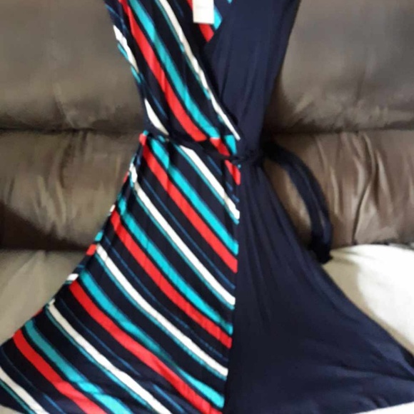 Beautiful Oasis U.K.  brand dress - Picture 5 of 5